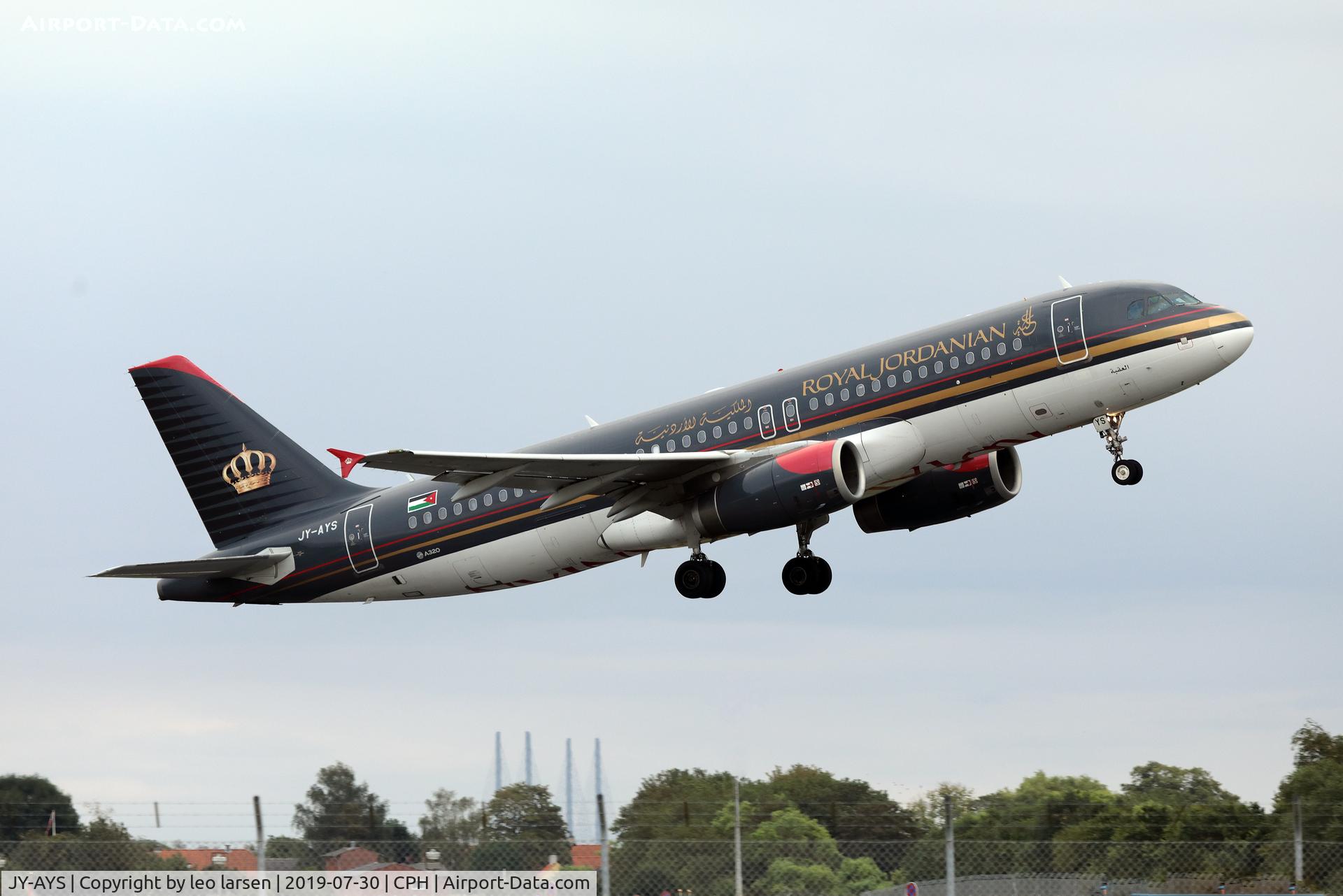 JY-AYS, 2011 Airbus A320-232 C/N 4853, Copenhagen 30.7.2019 T/O R-22R