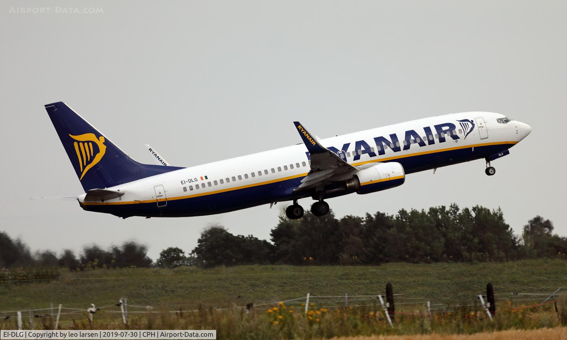 EI-DLG, 2006 Boeing 737-8AS C/N 33589, Copenhagen 30.7.2019 T/O R-22R