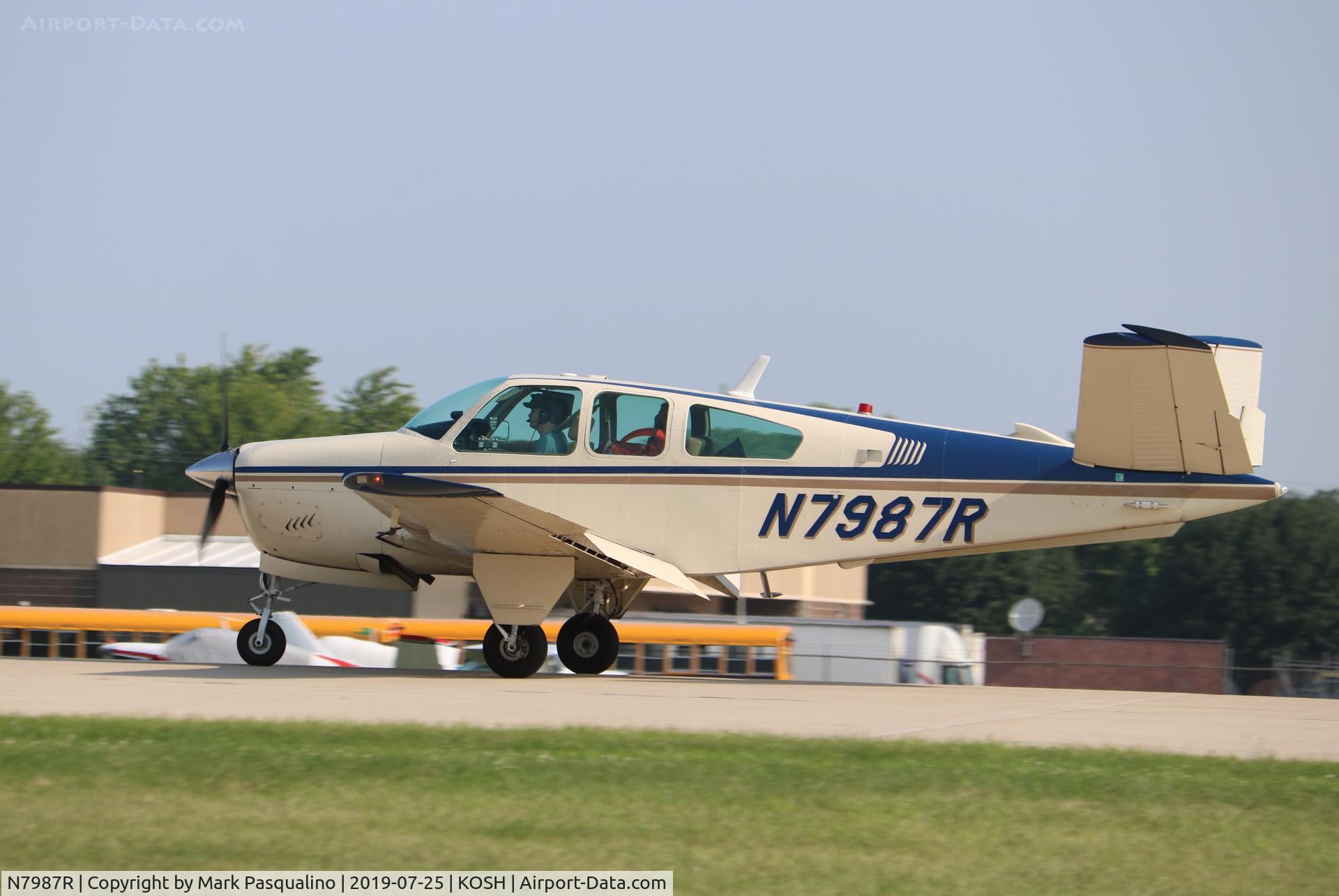 N7987R, 1969 Beech V35A Bonanza C/N D-8975, Beech V35A