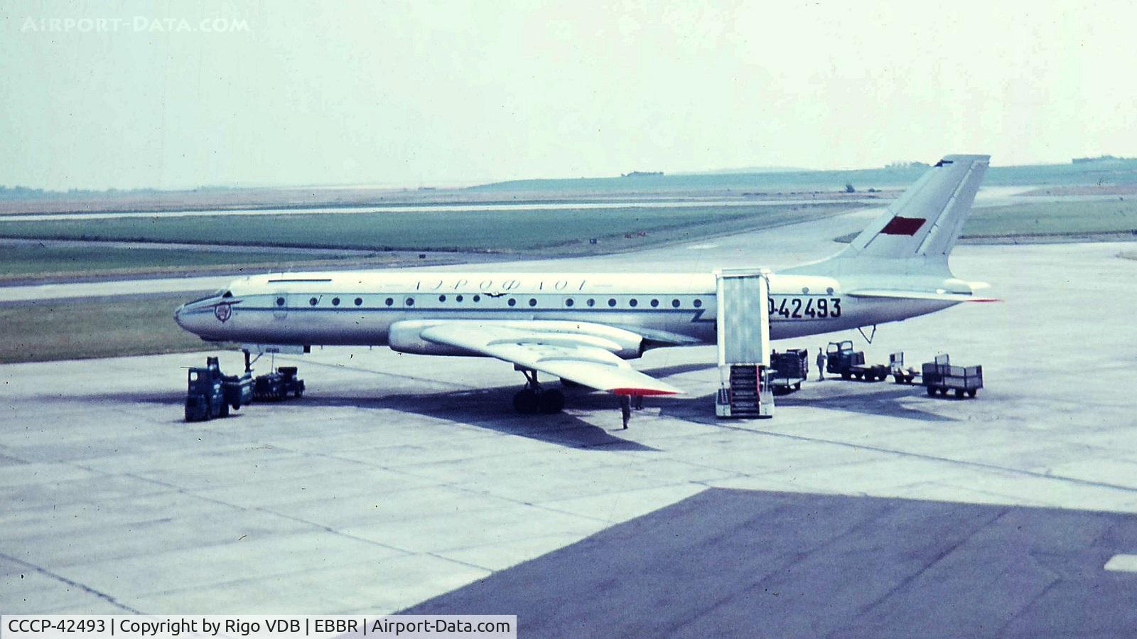 CCCP-42493, 1960 Tupolev Tu-104B C/N 021701, Late 1960's at Brussels.