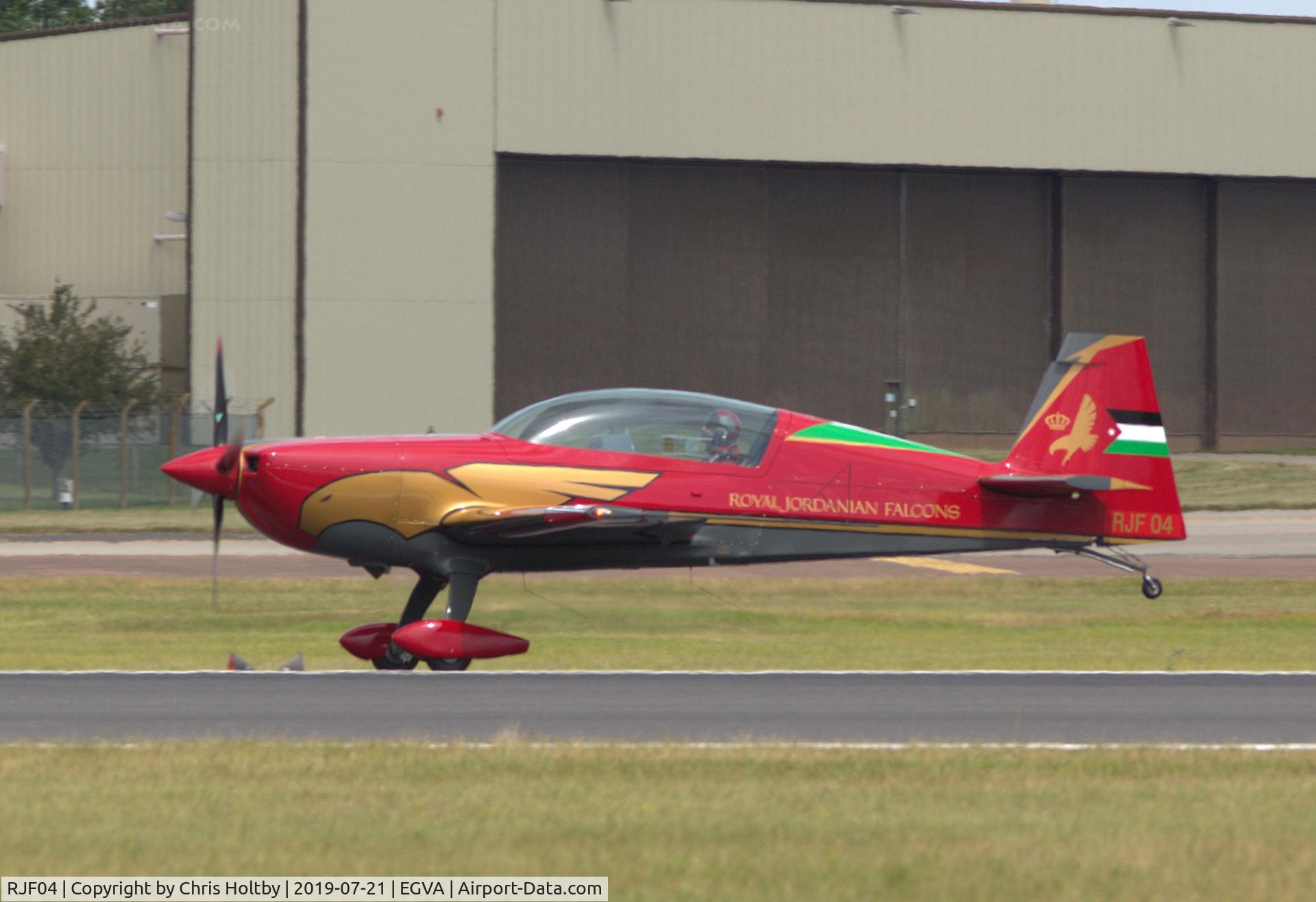 RJF04, 2018 Extra EA-330LX C/N LC072, Landing after the Royal Jordanian Falcons display at RIAT 2019 Fairford