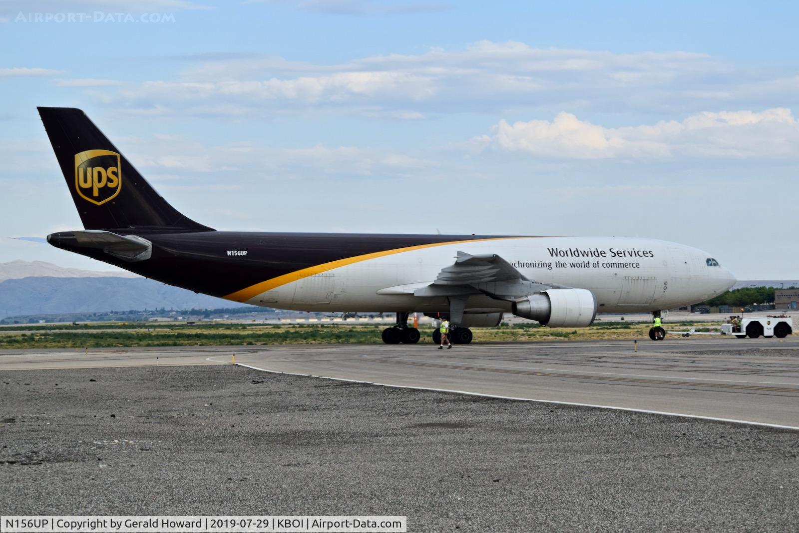 N156UP, 2004 Airbus A300F4-622R C/N 0845, Push back from the ramp.