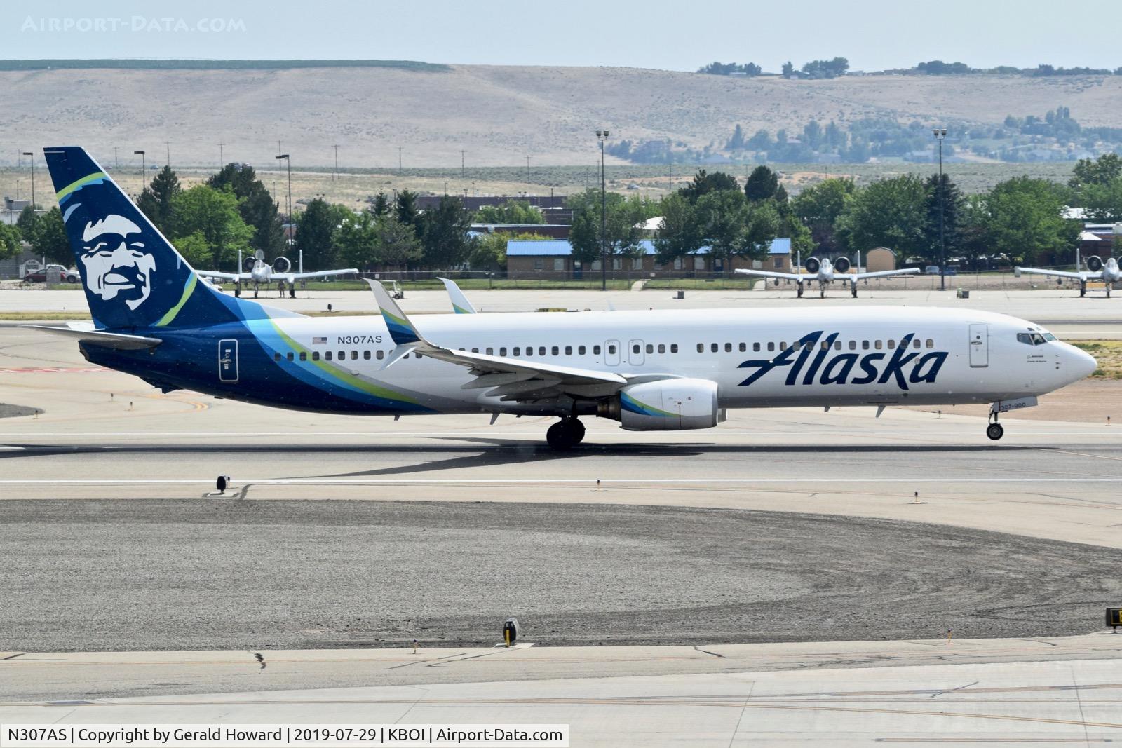 N307AS, 2001 Boeing 737-990 C/N 30015, Take off roll from RWY 28R.