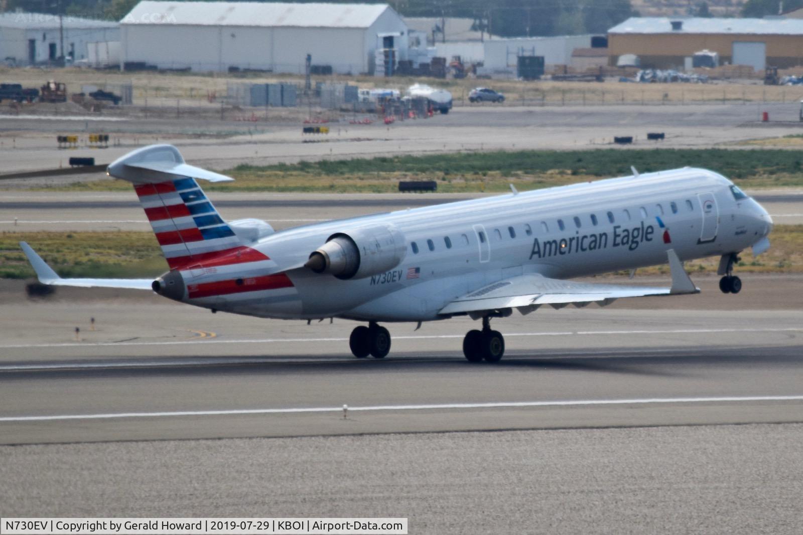 N730EV, 2004 Bombardier CRJ-701 (CL-600-2C10) Regional Jet C/N 10141, Take off from RWY 28R.