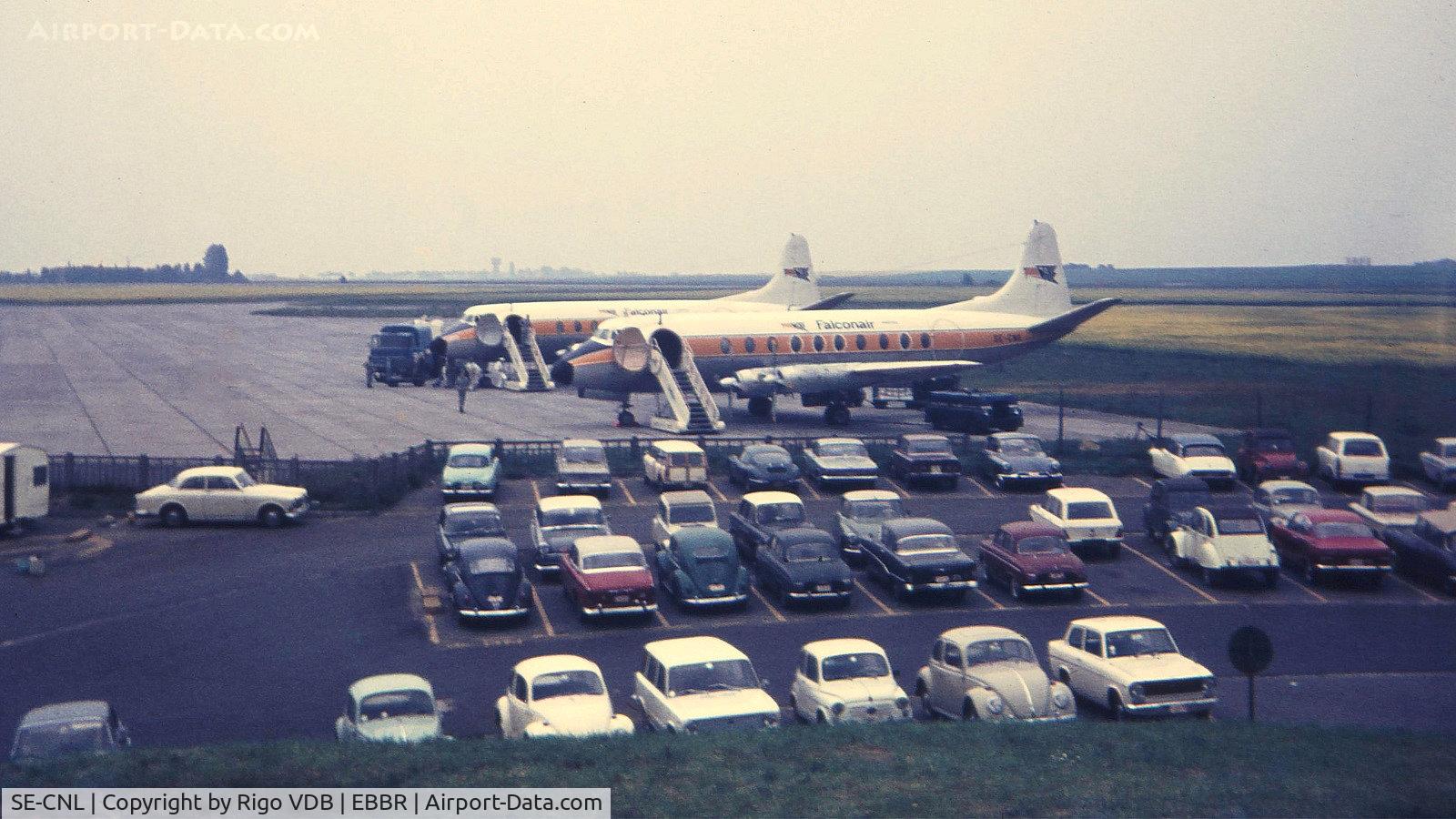 SE-CNL, 1957 Vickers Viscount 784D C/N 300, SE-CNL & SE-CN? at Brussels in late 1960's.