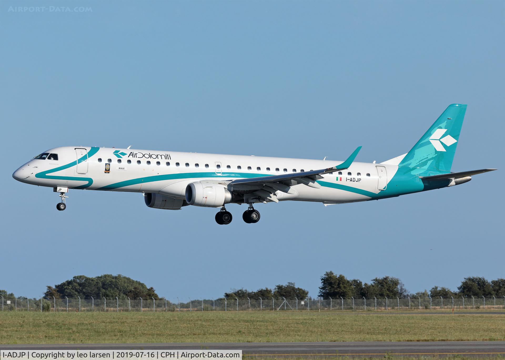 I-ADJP, 2012 Embraer 195LR (ERJ-190-200LR) C/N 19000578, Copenhagen 16.7.2019 L/D R-04L
