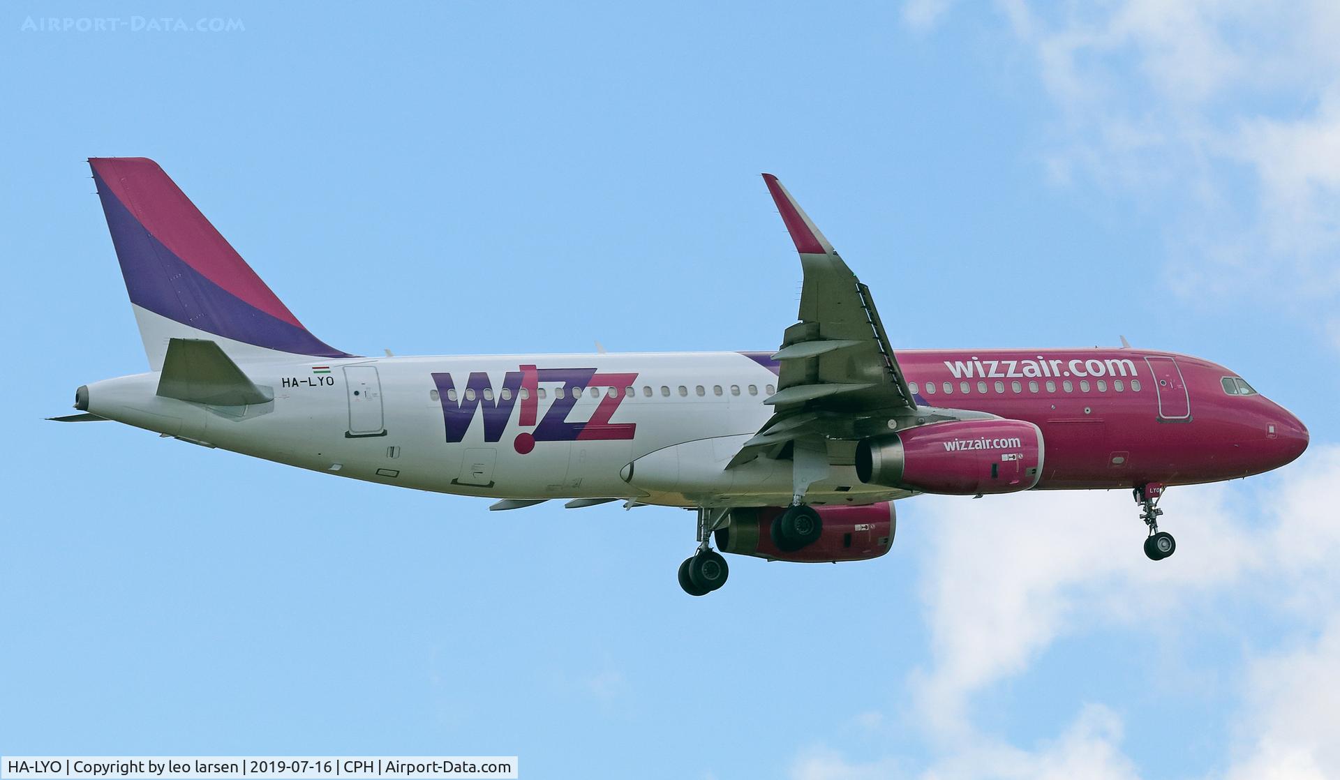 HA-LYO, 2015 Airbus A320-232 C/N 6576, Copenhagen 16.7.2019 on final to R-04L