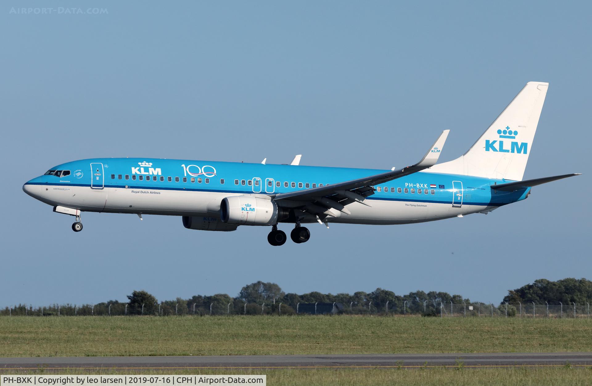 PH-BXK, 2000 Boeing 737-8K2 C/N 29598, Copenhagen 16.7.2019 L/D R-04L