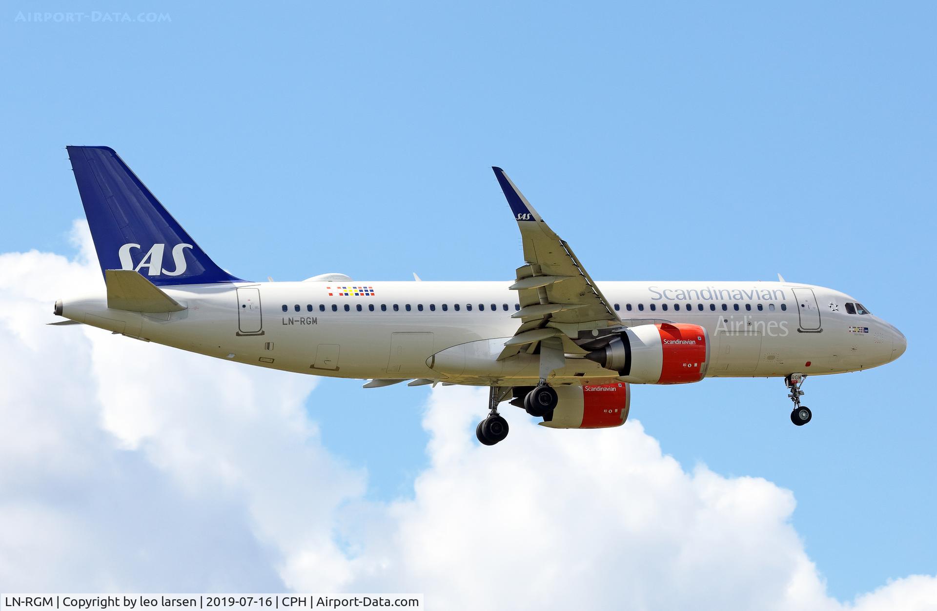 LN-RGM, 2016 Airbus A320-251N C/N 7277, Copenhagen 16.7.2019 on final to R-04L