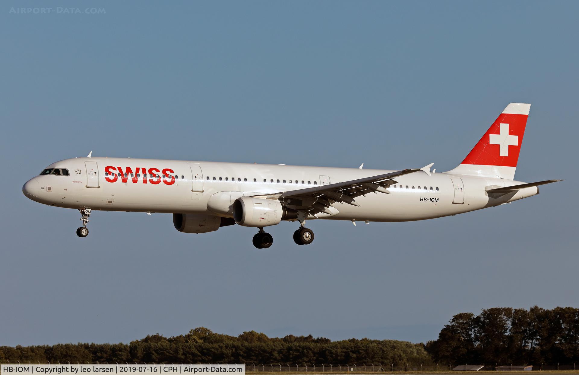 HB-IOM, 2010 Airbus A321-212 C/N 4534, Copenhagen 16.7.2019 L/D R-04L