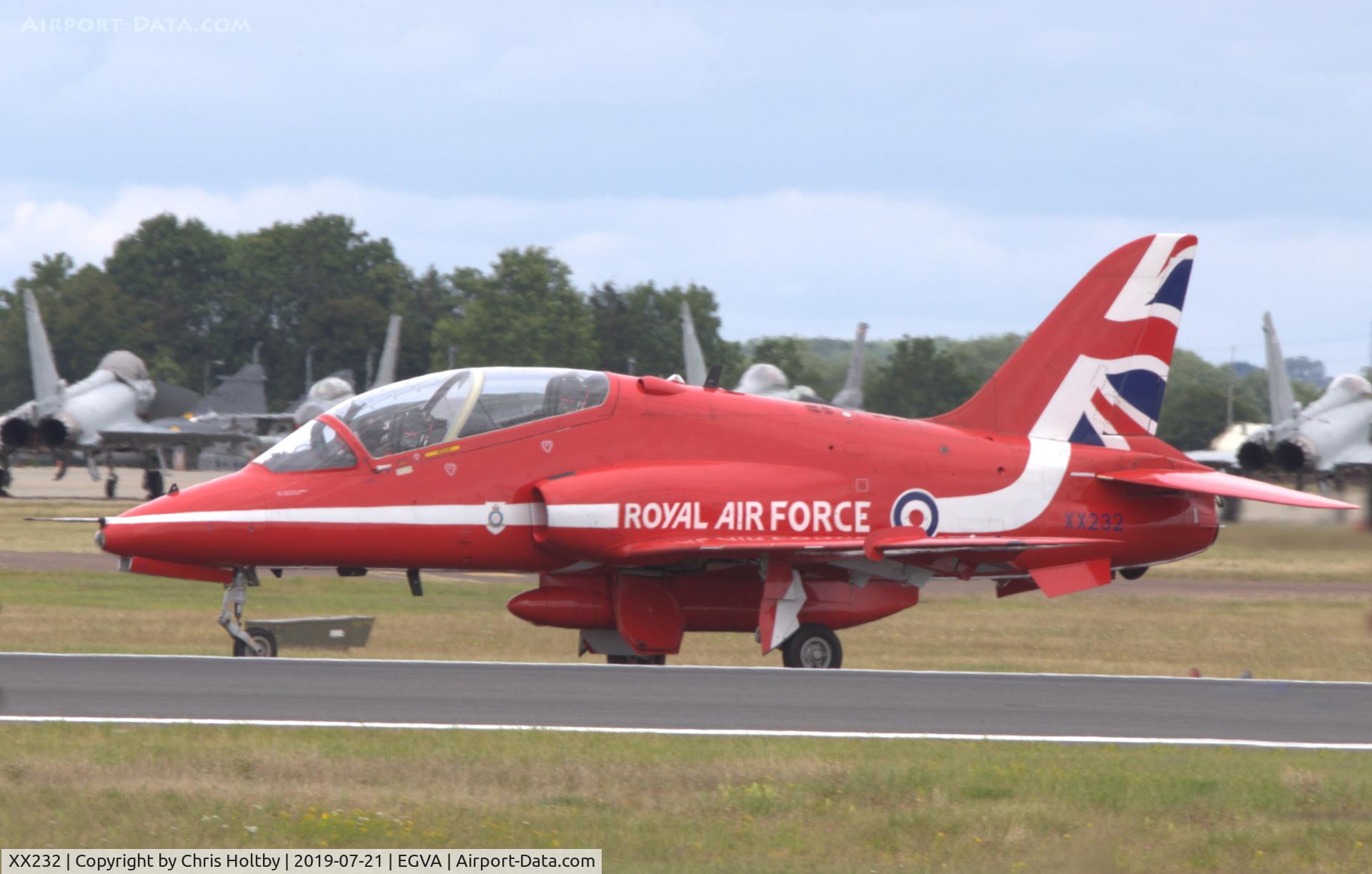 XX232, 1978 Hawker Siddeley Hawk T.1 C/N 068/312068, Taking off at RIAT 2019 RAF Fairford for Red Arrows display