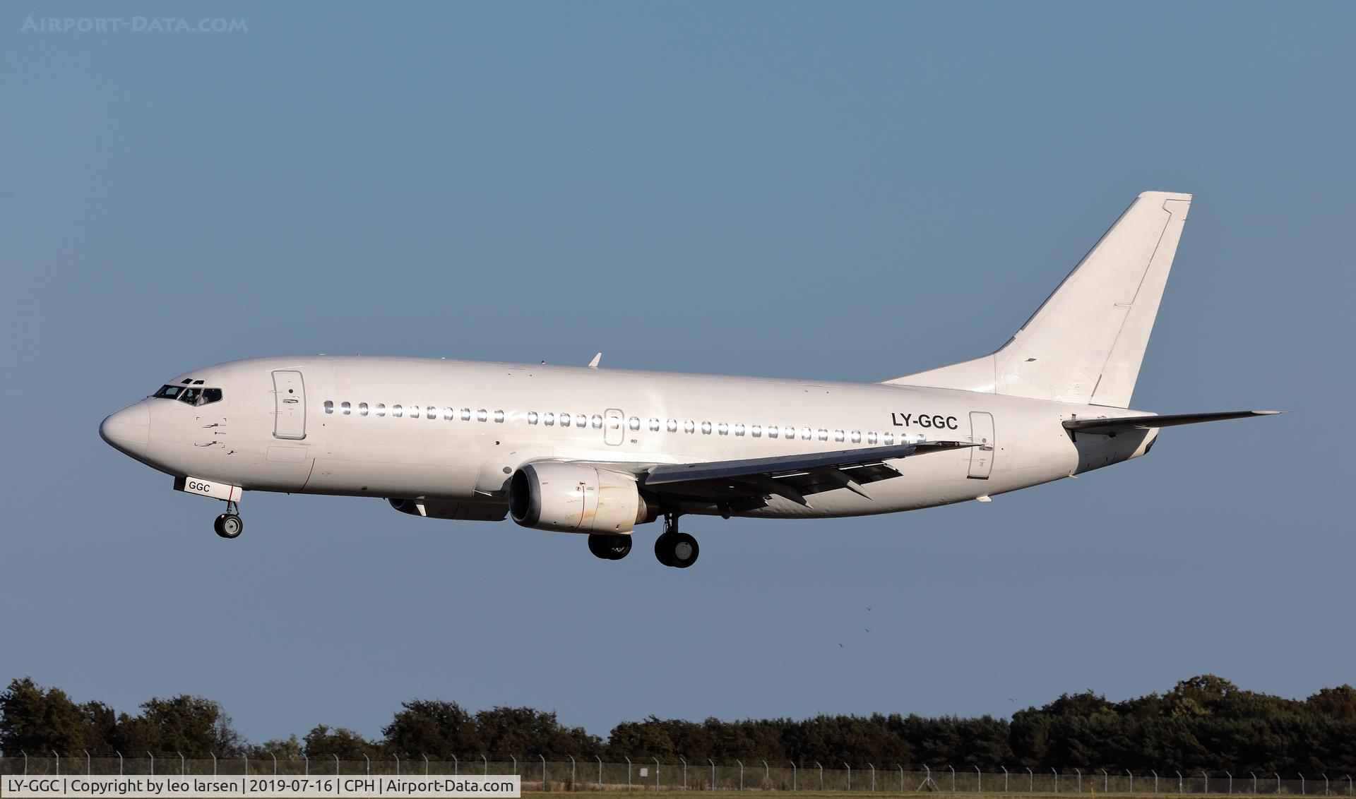 LY-GGC, 1990 Boeing 737-3Q8 C/N 24492, Copenhagen 16.7.2019 L/D R-04L
