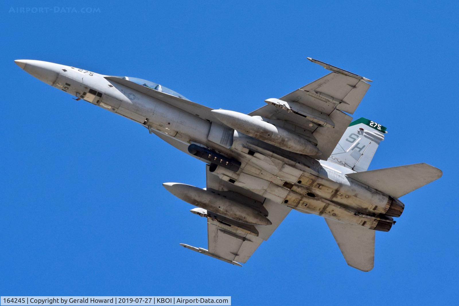164245, 1991 McDonnell Douglas F/A-18D Hornet C/N 1008/D074, Departing BOI. VMFAT-101 