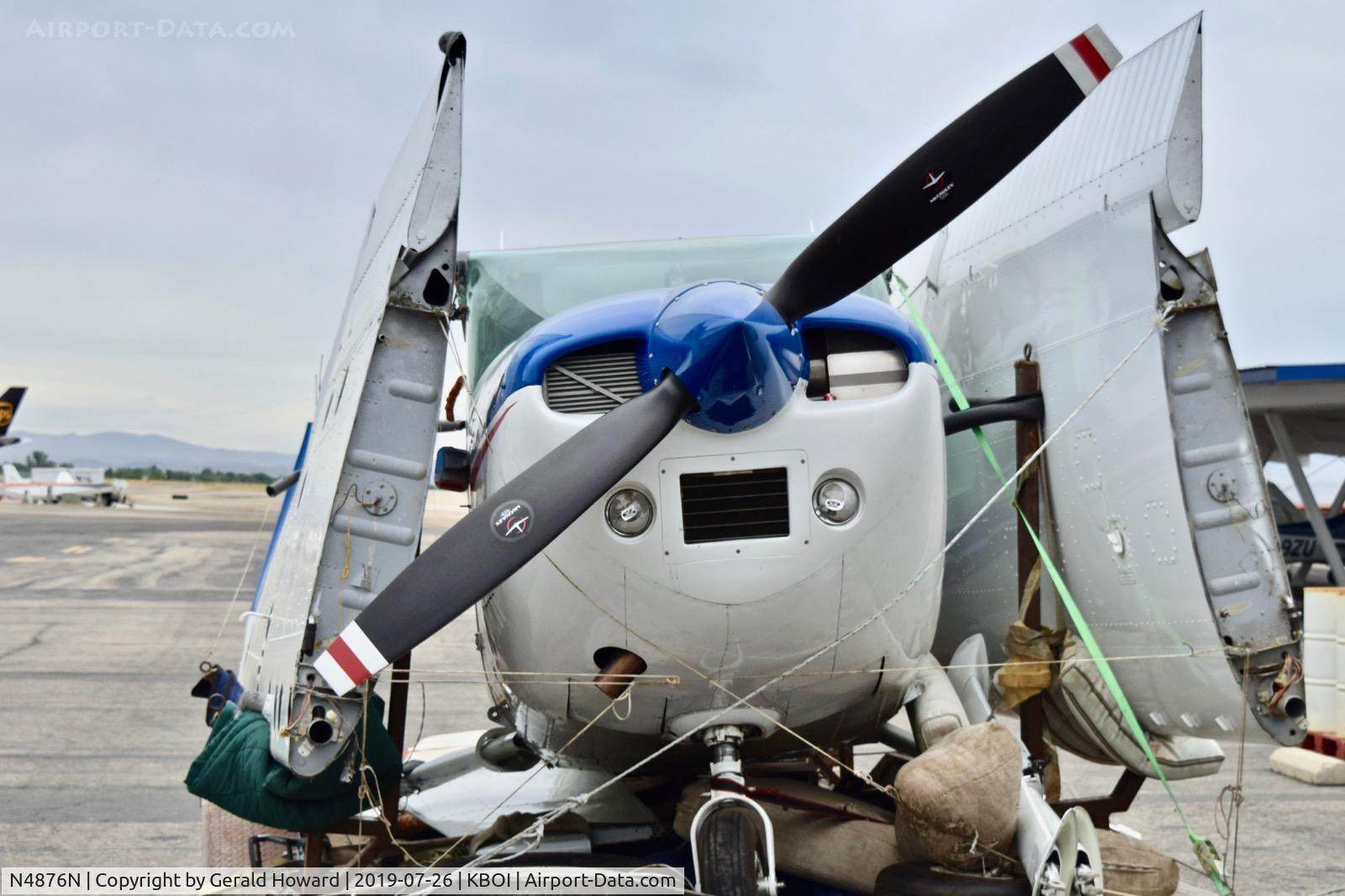 N4876N, 1979 Cessna 182Q Skylane C/N 18267429, Bad landing?