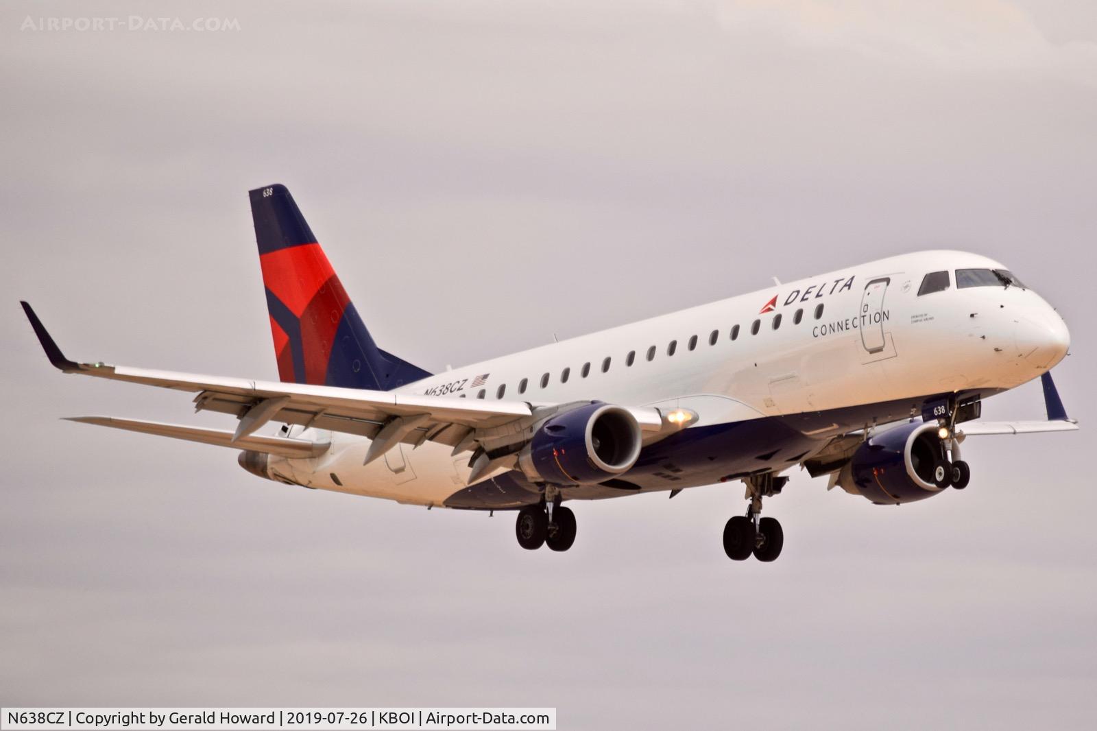 N638CZ, 2008 Embraer 175LR (ERJ-170-200LR) C/N 17000259, Landing RWY 28R.