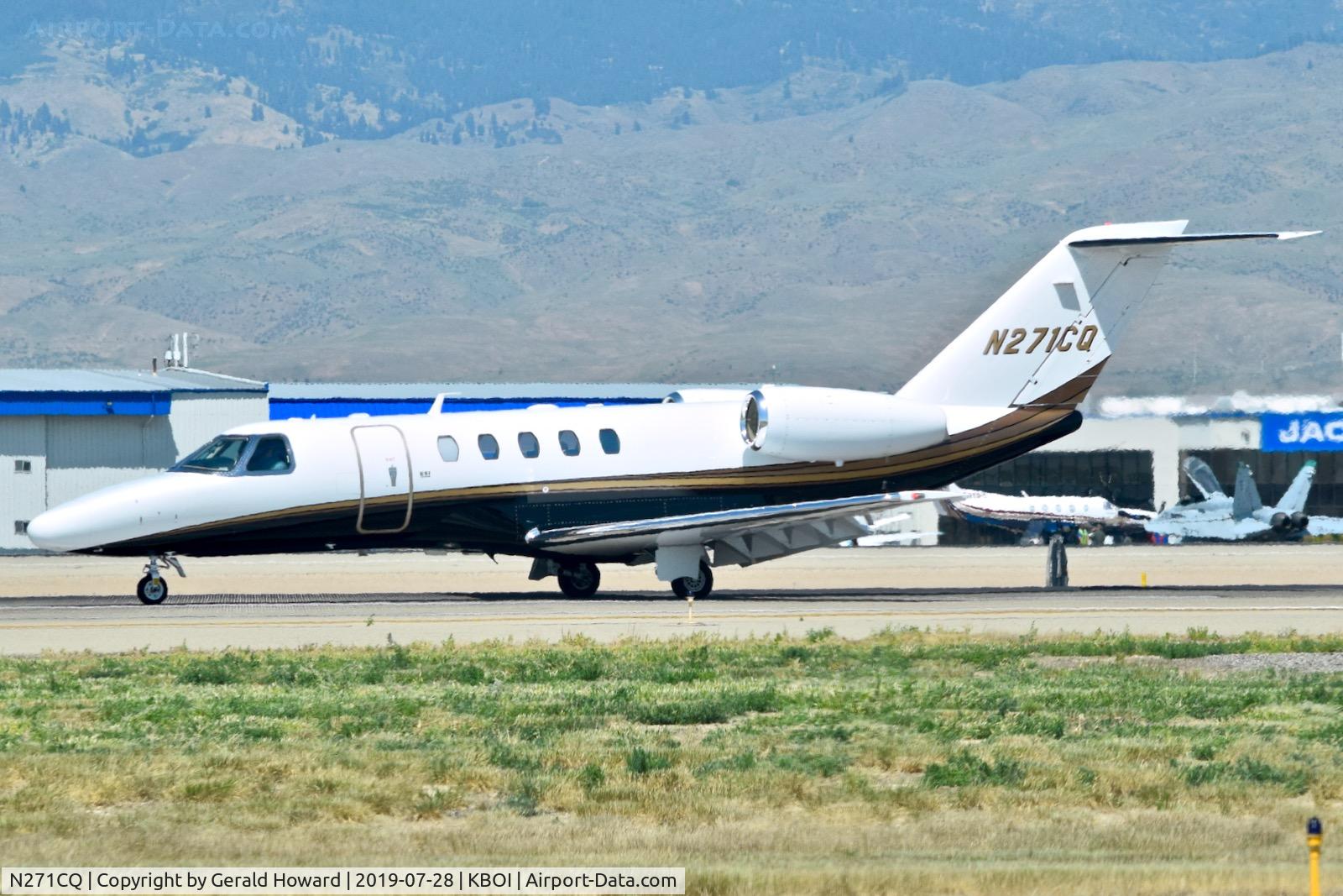 N271CQ, 2012 Cessna 525C CitationJet CJ4 C/N 525C-0091, Landing roll out on RWY 28L.