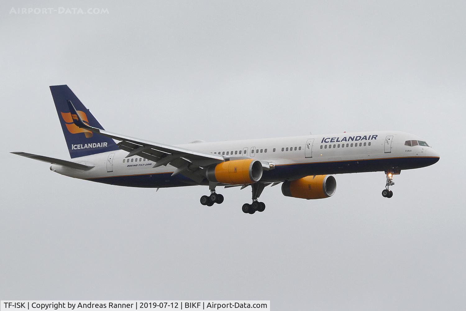 TF-ISK, 1991 Boeing 757-223 C/N 24606, Icelandair Boeing 757