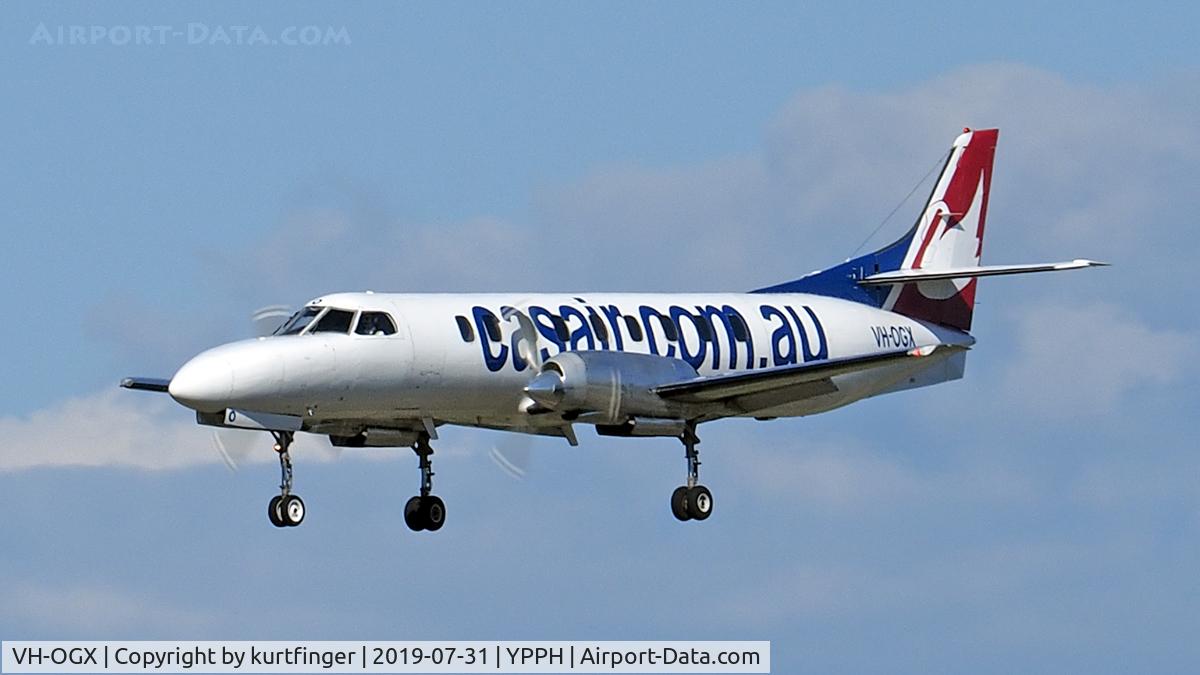 VH-OGX, 1981 Swearingen SA-226TC Metro II C/N TC-395, Swearingen SA-226-TC Metroliner II. Casair VH-OGX, final runway 03 YPPH, 310719.