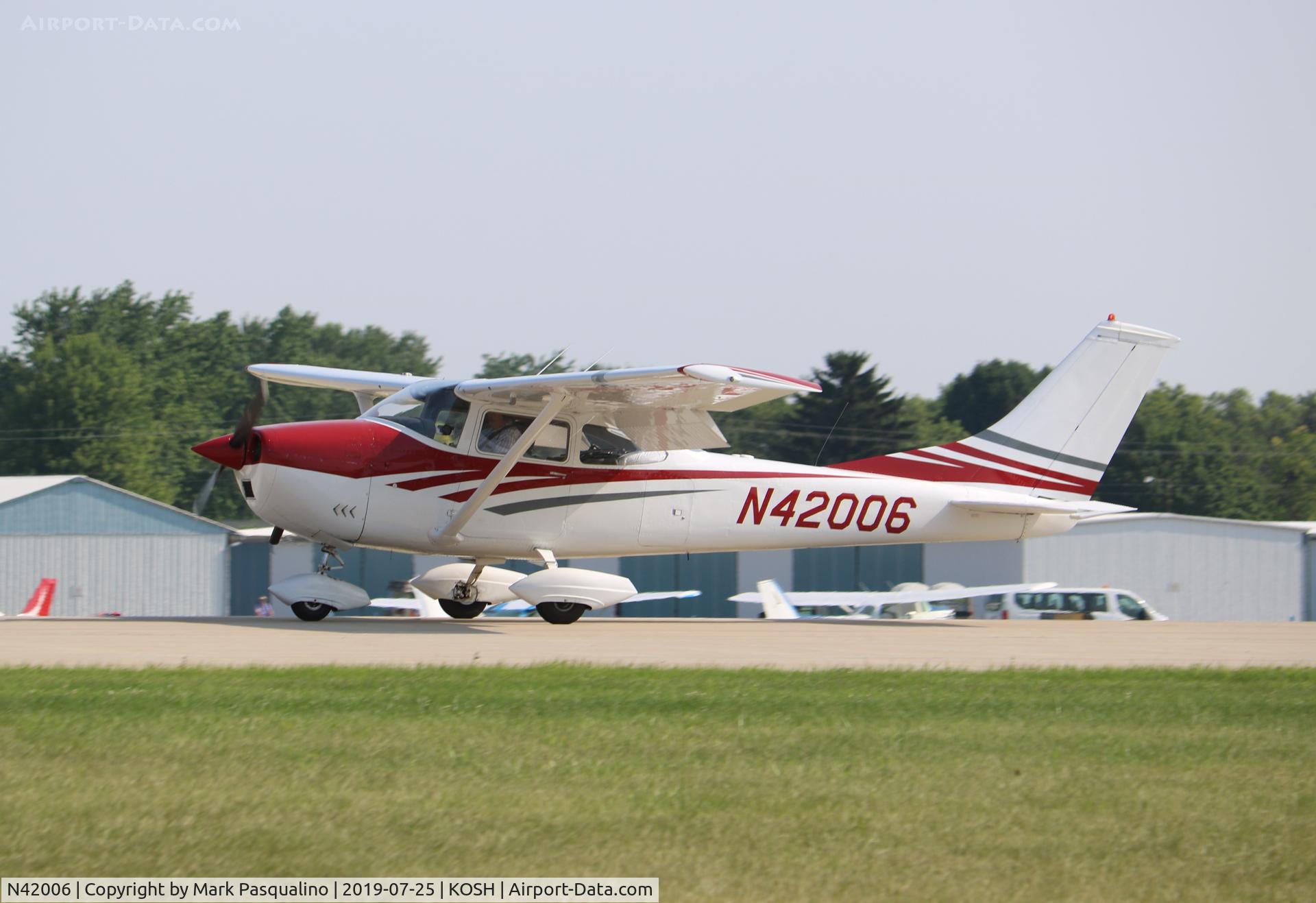 N42006, 1968 Cessna 182L Skylane C/N 18258804, Cessna 182L