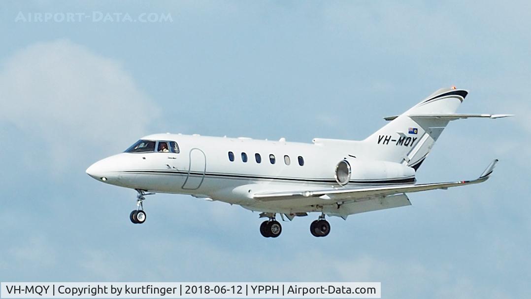 VH-MQY, 2006 Raytheon Hawker 850XP C/N 258807, Hawker 850XP.  Western Australian Government VH-MQY runway 03 YPPH 120618.
