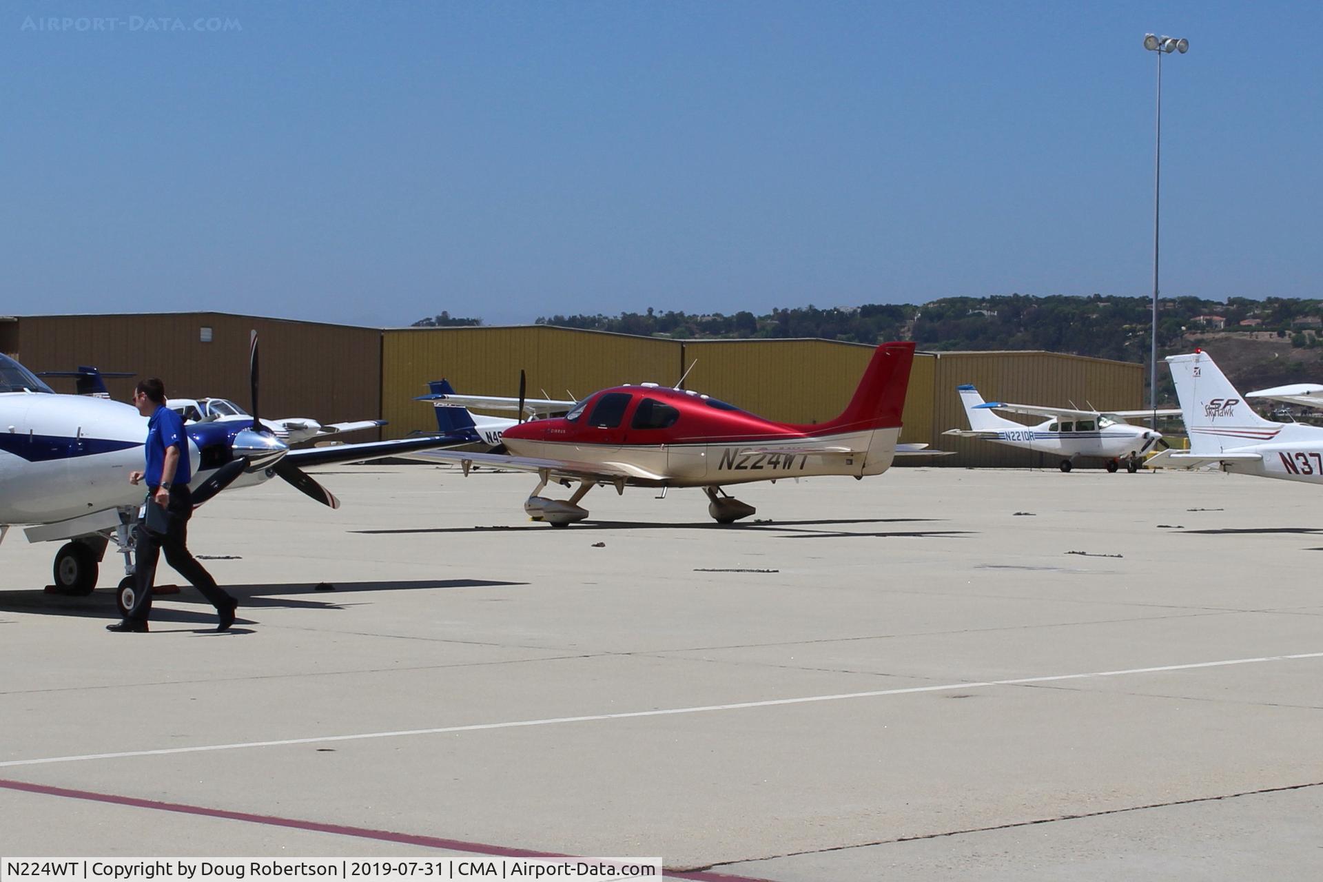 N224WT, 2006 Cirrus SR22 C/N 1947, 2006 CIRRUS SR22, Continental IO-550-N 310 Hp, 3 blade CS prop, on Transient Ramp