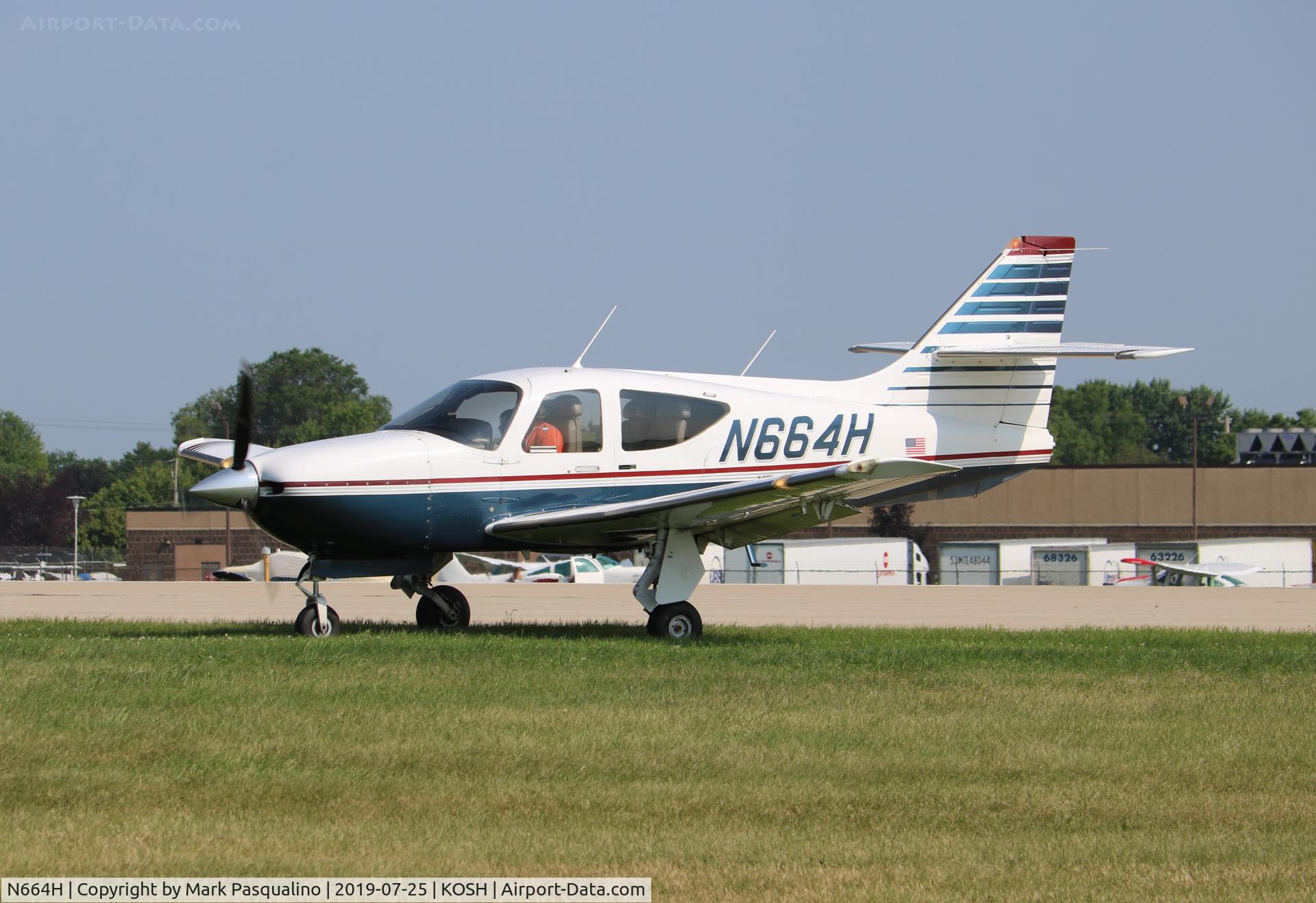 N664H, 1999 Rockwell Commander 114-B C/N 14664, Commander 114B