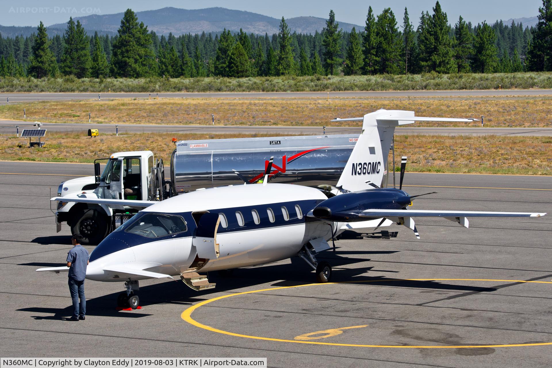 N360MC, 2006 Piaggio P-180 Avanti II C/N 1119, Truckee Airport California 2019.