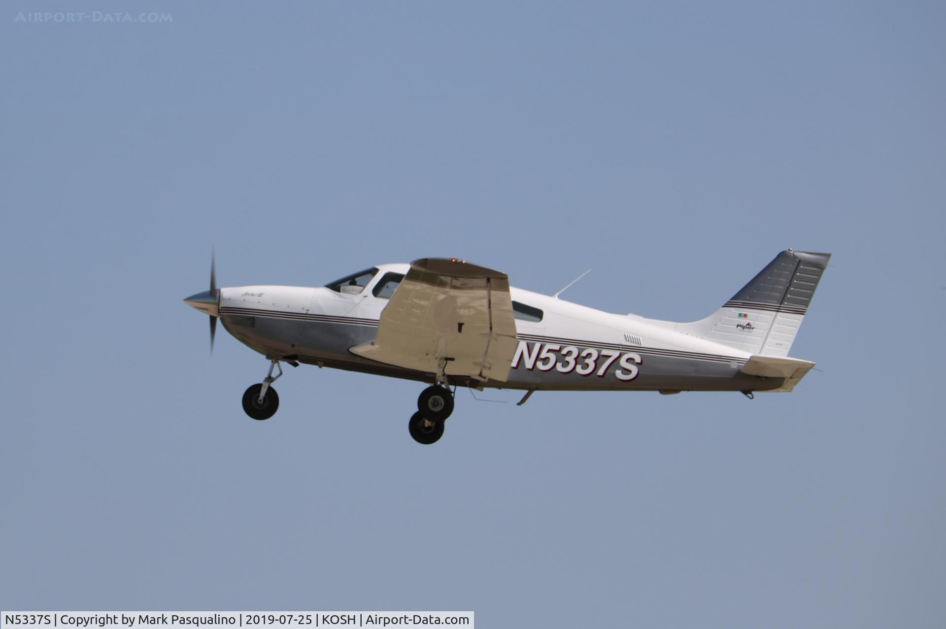N5337S, 2001 Piper PA-28-181 Archer C/N 2843479, Piper PA-28-181