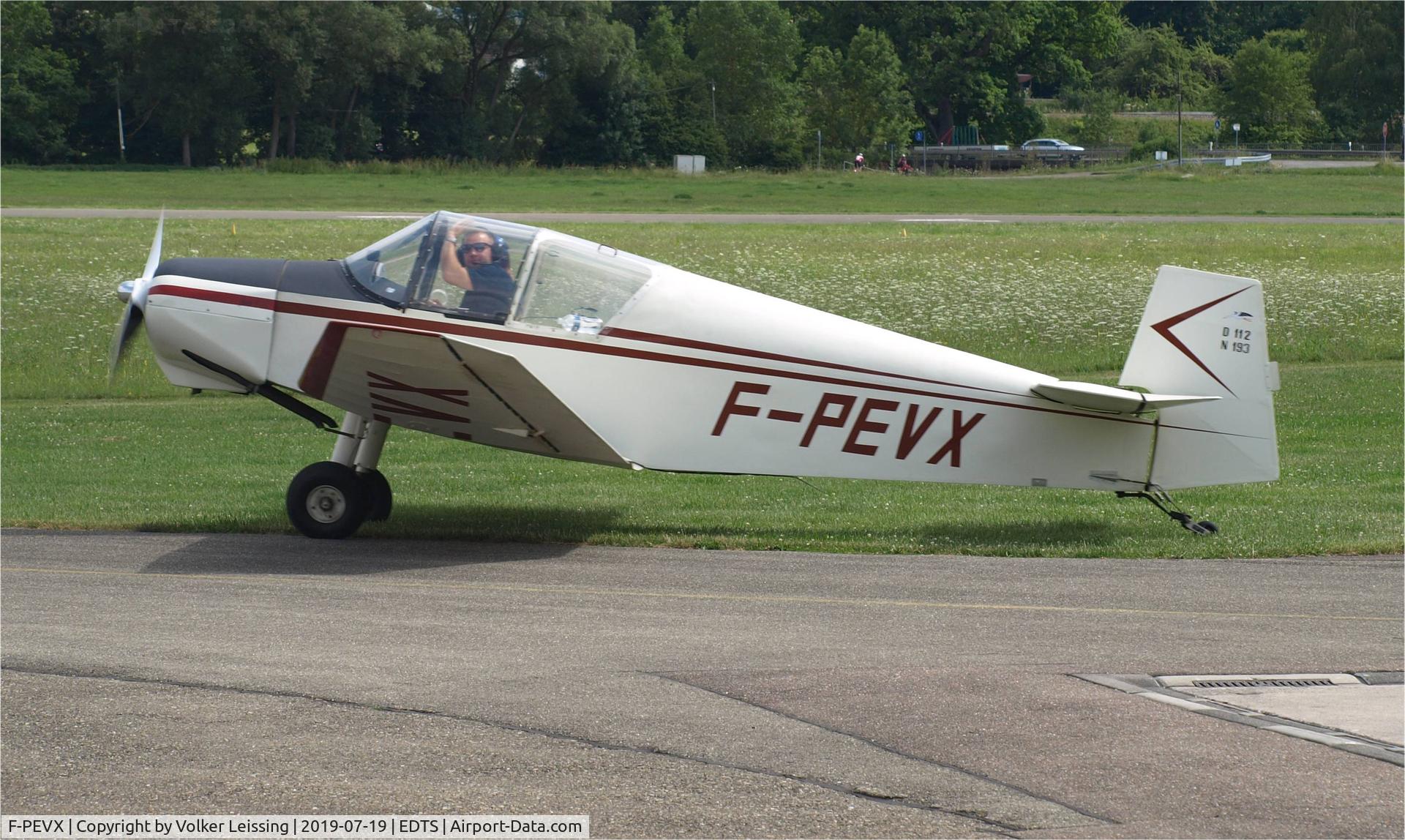 F-PEVX, 1954 Jodel D-112 C/N 193, taxi to RWY