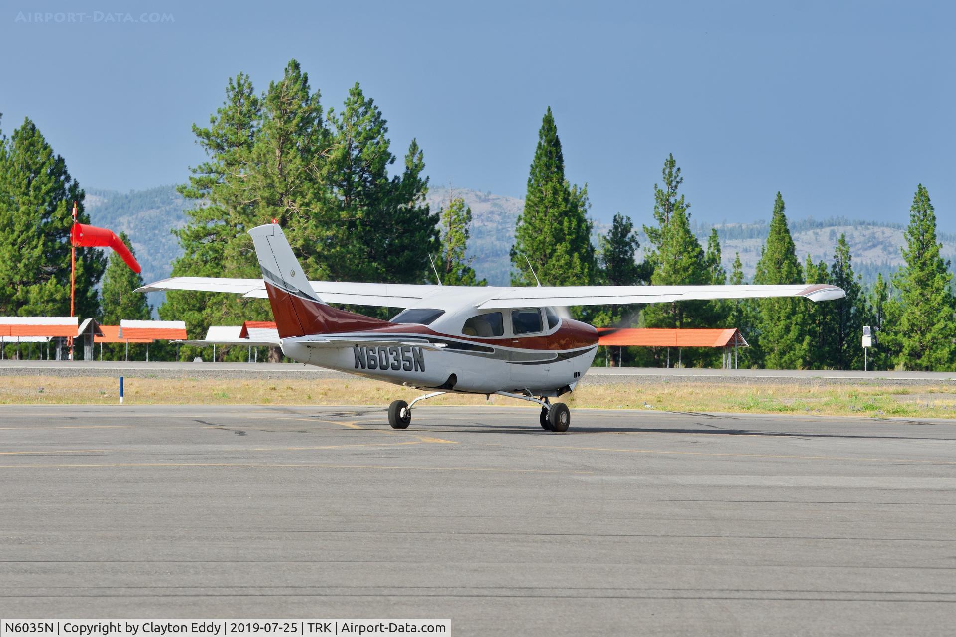N6035N, 1978 Cessna 210M Centurion C/N 21062903, Truckee Airport California 2019.