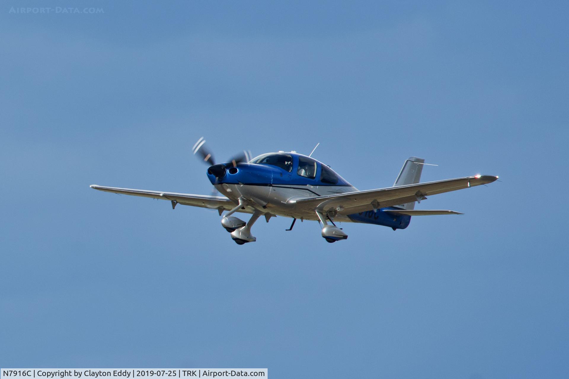 N7916C, 2017 Cirrus SR22T C/N 1529, Truckee Airport California 2019.