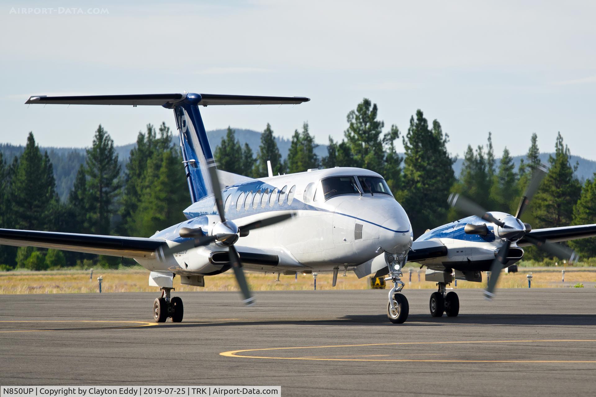 N850UP, 2015 Beechcraft B300 King Air 350i C/N FL-992, Truckee Airport California 2019.