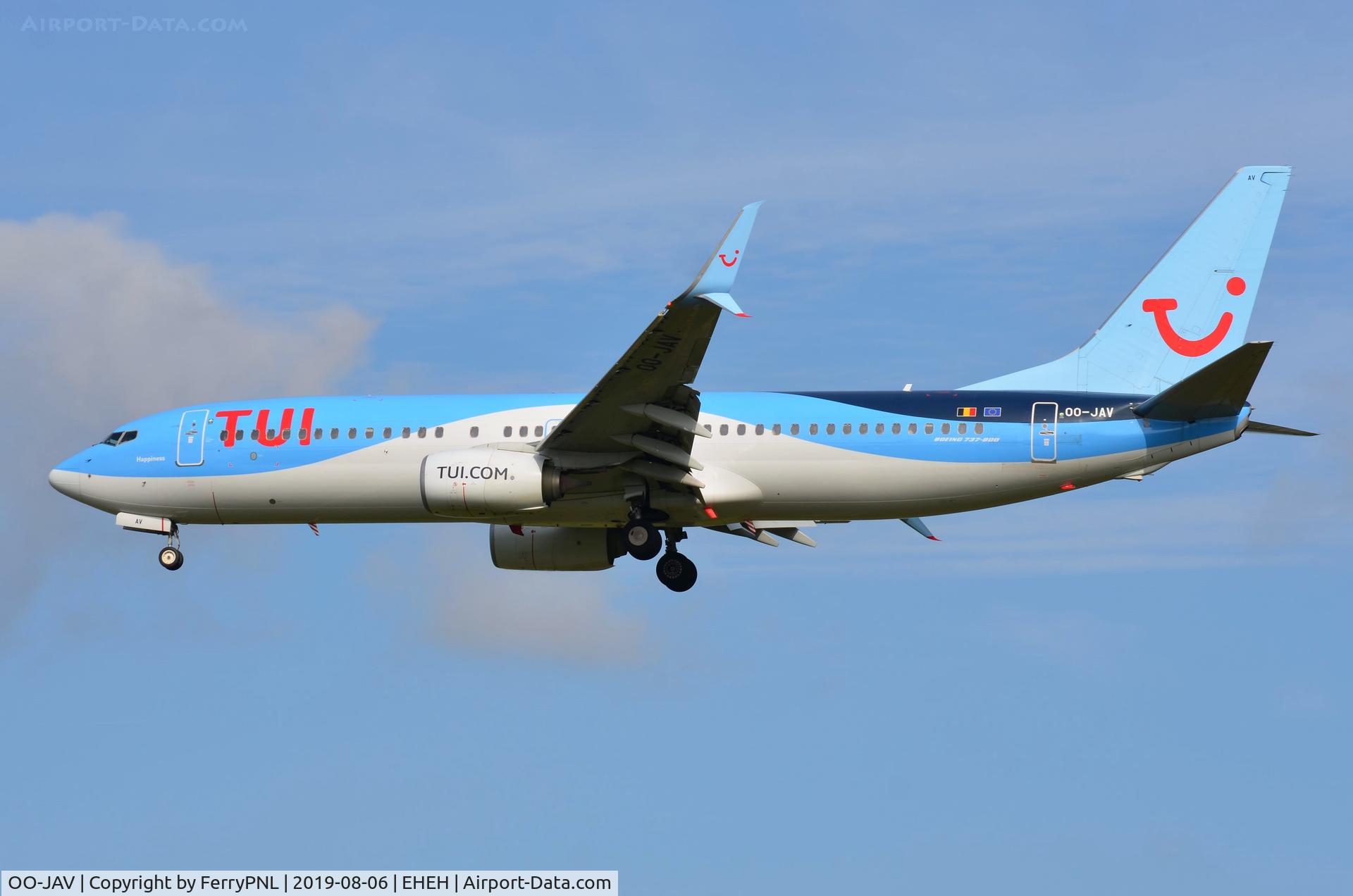 OO-JAV, 2013 Boeing 737-8K5 C/N 40943, TUI B738 landing in EIN