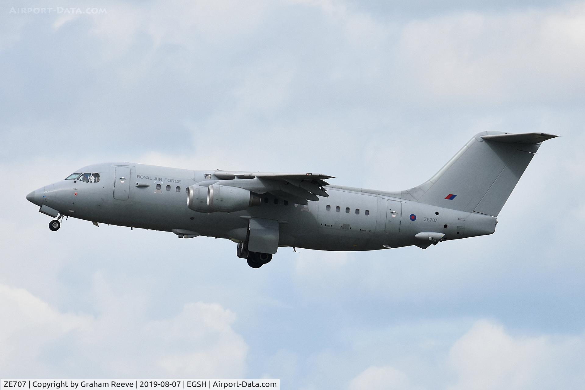 ZE707, 1991 British Aerospace BAe.146-200QC Quick Change C/N E2188, Departing from Norwich.