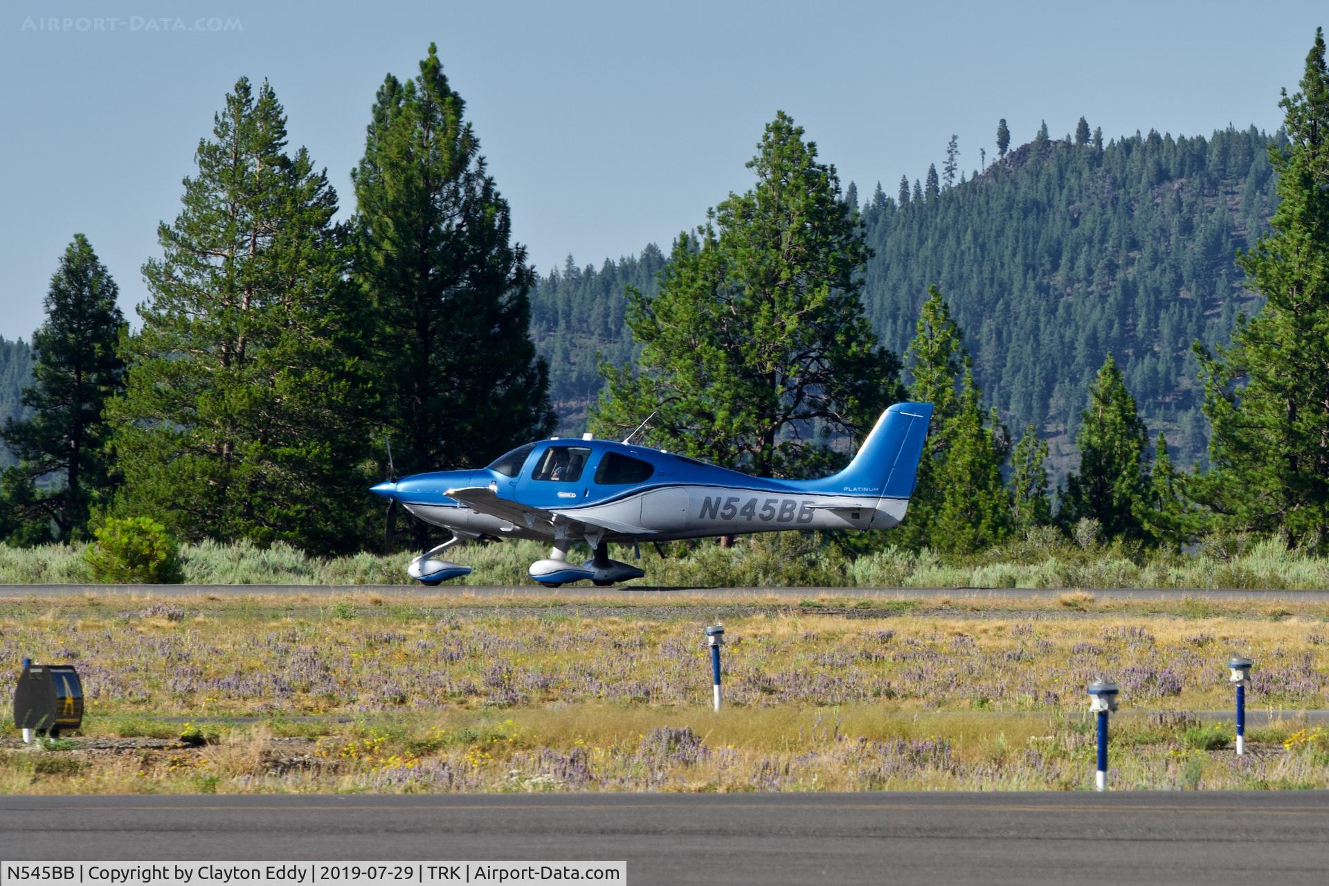 N545BB, 2019 Cirrus SR22T C/N 1939, Truckee Airport California 2019.