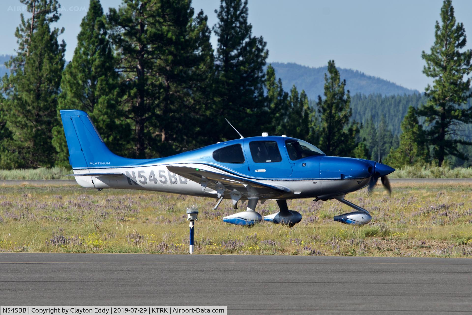 N545BB, 2019 Cirrus SR22T C/N 1939, Truckee Airport California 2019.
