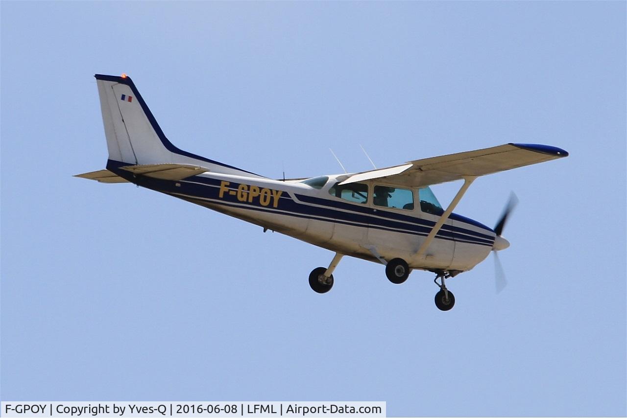 F-GPOY, Cessna 172N C/N 17273327, Cessna 172N Skyhawk, On final Rwy 31L, Marseille-Provence Airport (LFML-MRS)