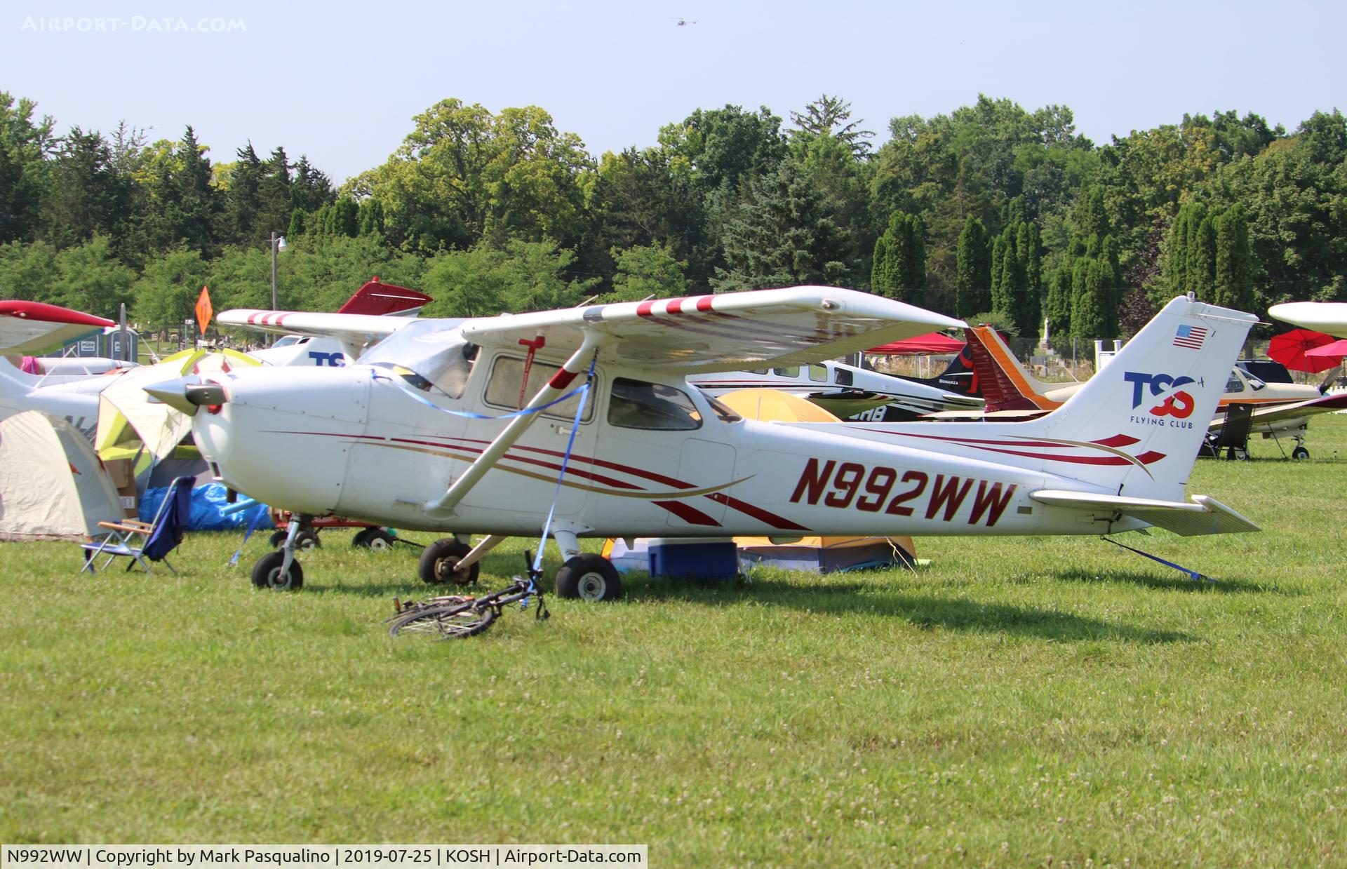 N992WW, 1999 Cessna 172R C/N 17280717, Cessna 172R