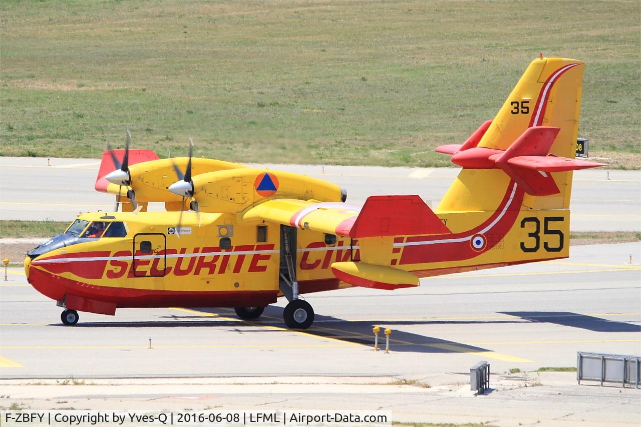 F-ZBFY, Canadair CL-215-6B11 CL-415 C/N 2010, Canadair CL-415, Taxiing to holding point Rwy 31R, Marseille-Provence Airport (LFML-MRS)