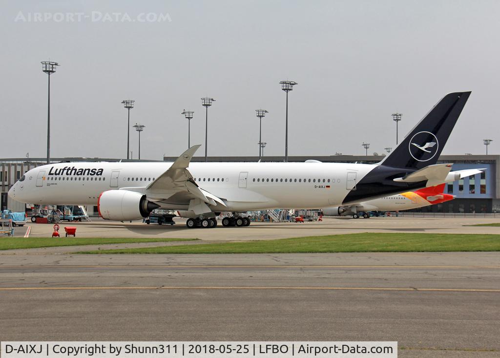 D-AIXJ, 2018 Airbus A350-941 C/N 209, Ready for delivery