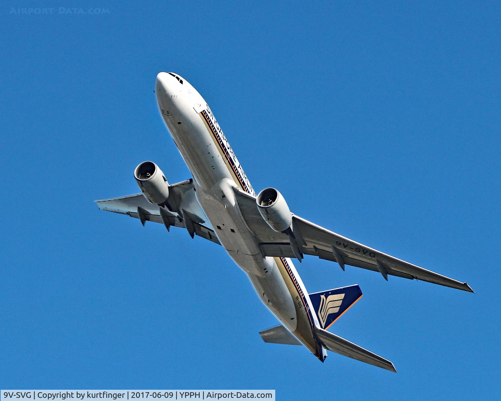 9V-SVG, 2002 Boeing 777-212/ER C/N 30872, Boeing 777-212 (ER). Singapore Airlines 9V-SVG, departed runway 03, YPPH. Taken Lilac Hill Park 090617.