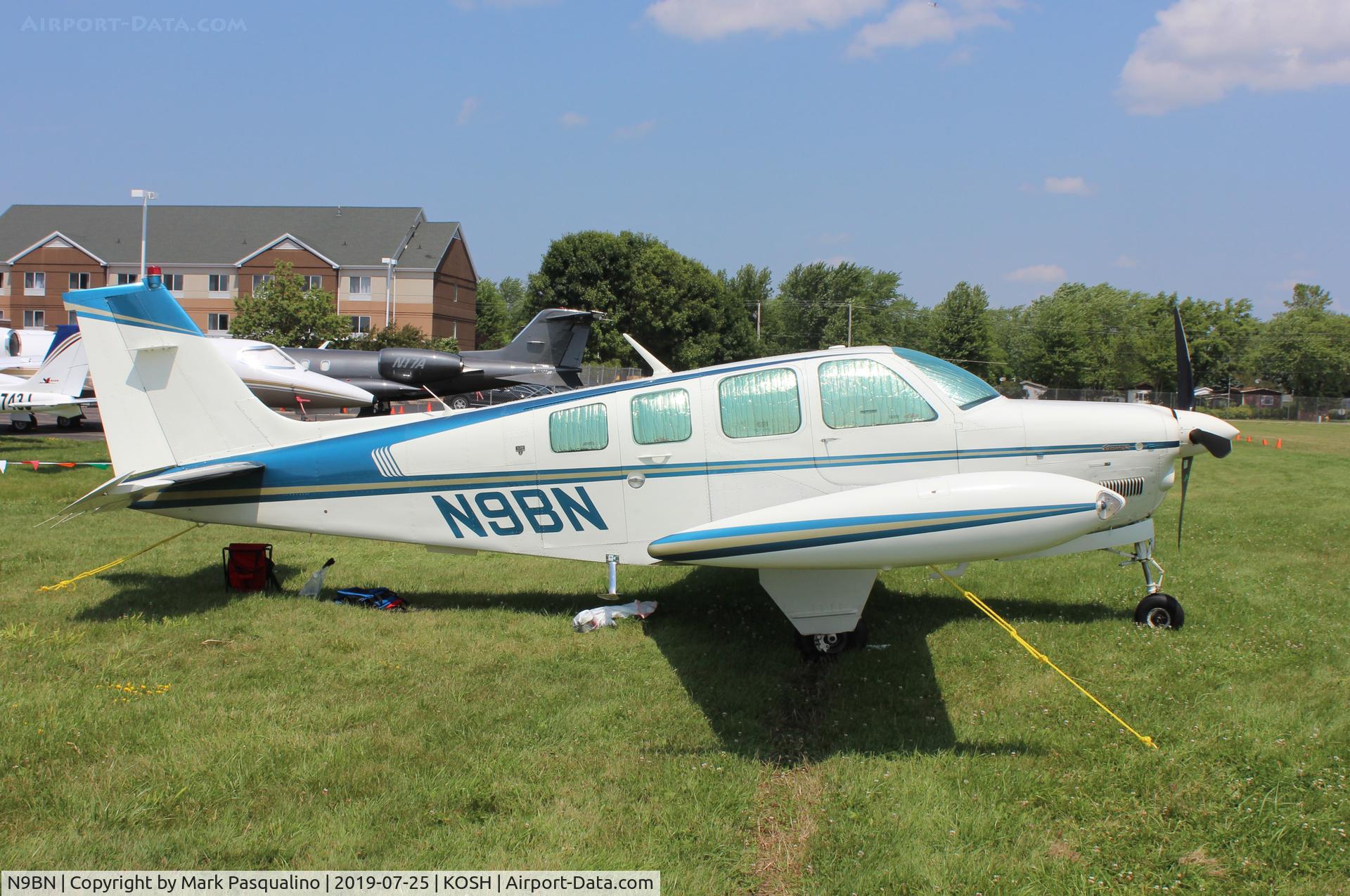 N9BN, 1982 Beech A36 Bonanza 36 C/N E-2046, Beech A36