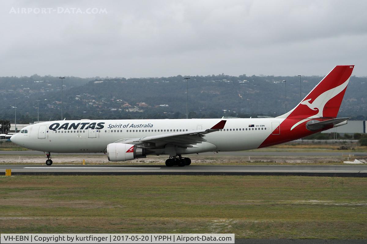 VH-EBN, 2010 Airbus A330-202 C/N 1094, Airbus A330. Qantas VH-EBN runway 03 Perth Int'l 200517.