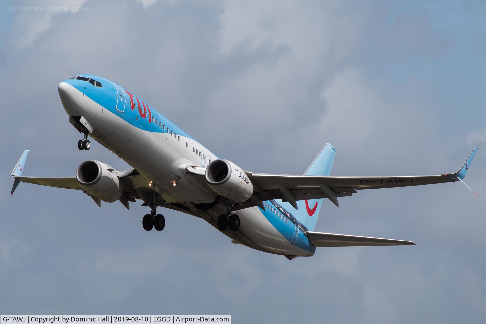 G-TAWJ, 2012 Boeing 737-8K5 C/N 38108, Departing RWY 27