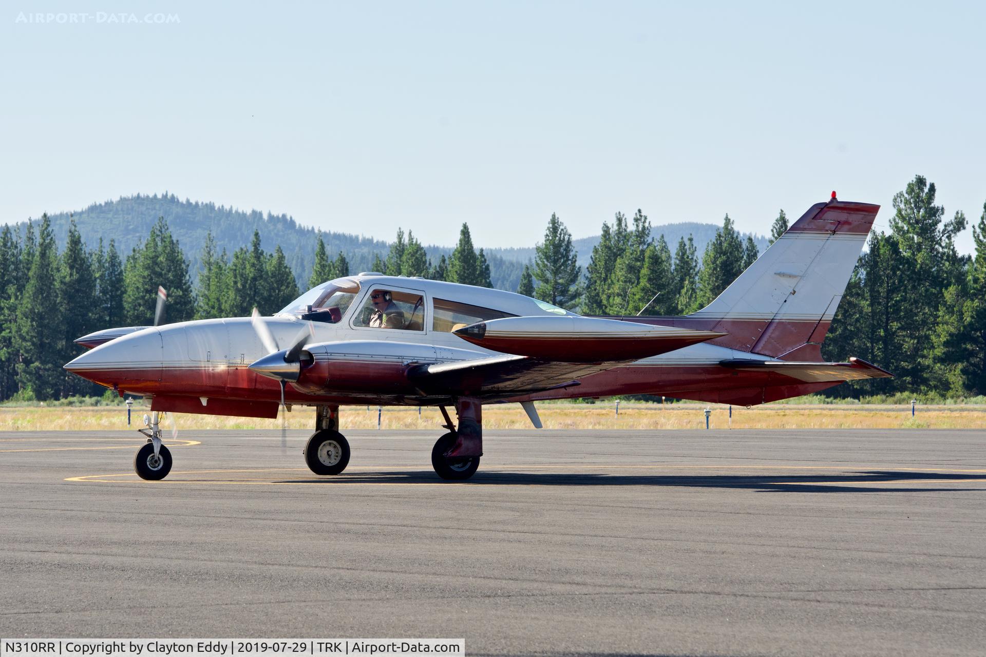 N310RR, 1974 Cessna 310R C/N 310R0014, Truckee Airport California 2019.