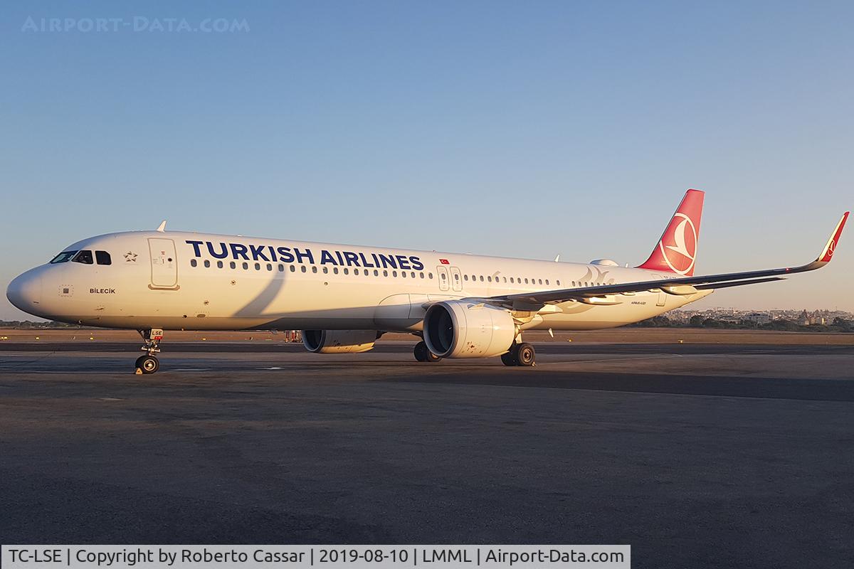 TC-LSE, 2019 Airbus A321-271NX C/N 8732, Park 9