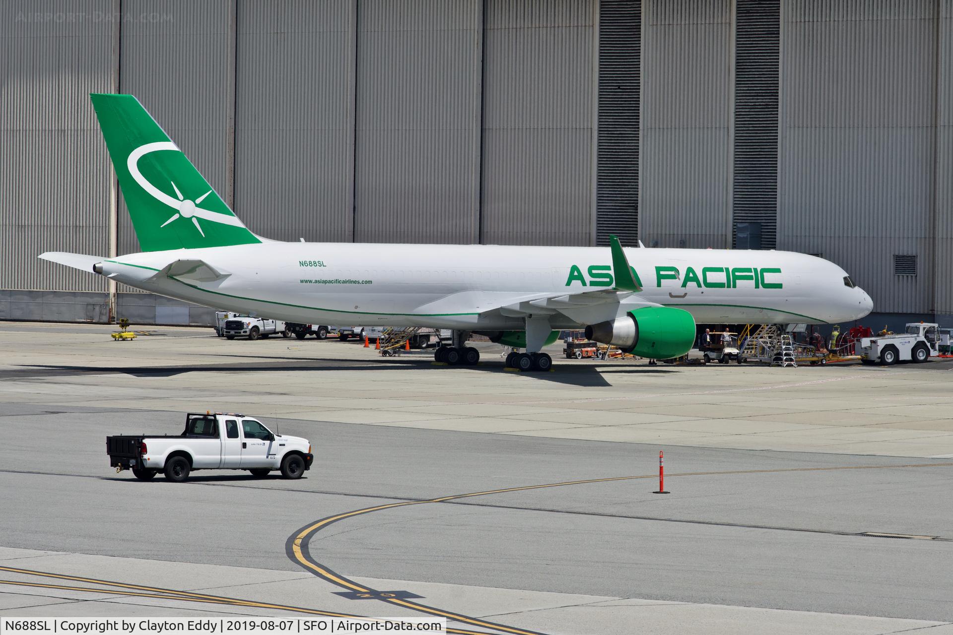 N688SL, 1991 Boeing 757-200F C/N 25140, SFO 2019.