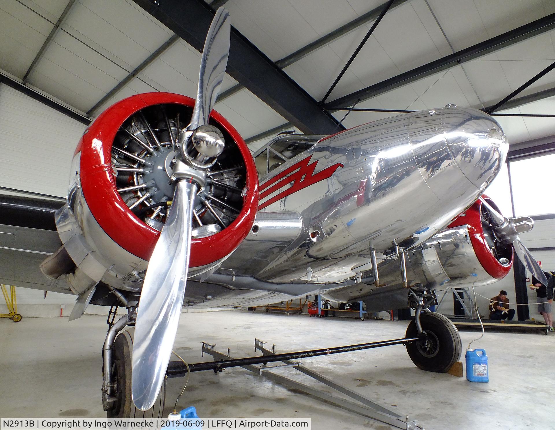 N2913B, 1953 Beech D18S C/N A-963, Beechcraft D18S Twin Beech at the Meeting Aerien 2019, La-Ferte-Alais
