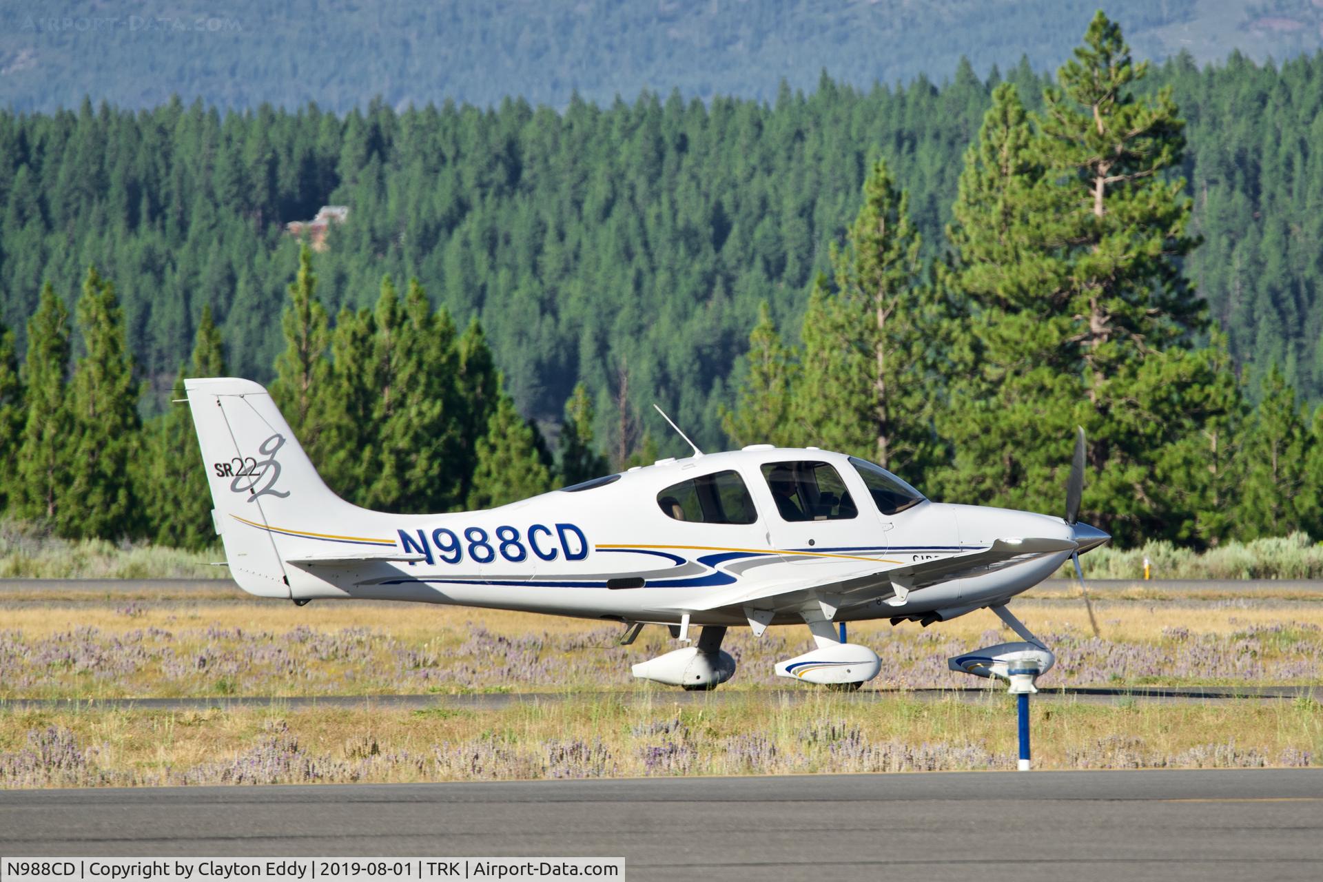 N988CD, 2004 Cirrus SR22 G2 C/N 0889, Truckee Airport California 2019.