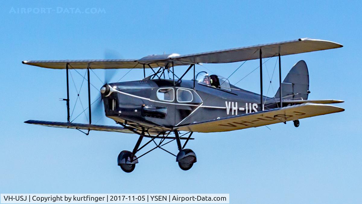VH-USJ, 1933 De Havilland DH.83 Fox Moth C/N 4058, De Havilland Fox Moth VH-USJ Serpentine airfield 51117.